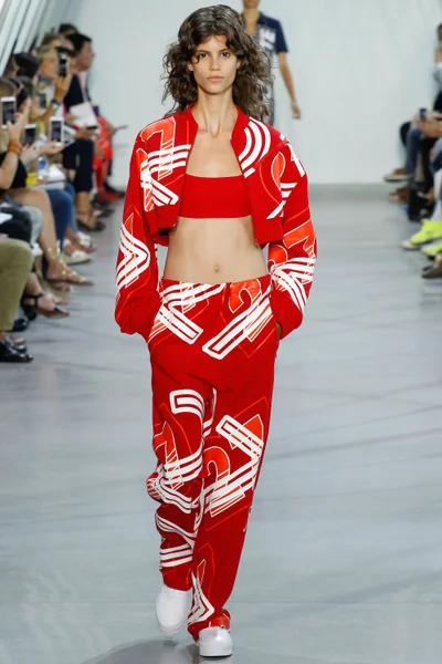 Look 10